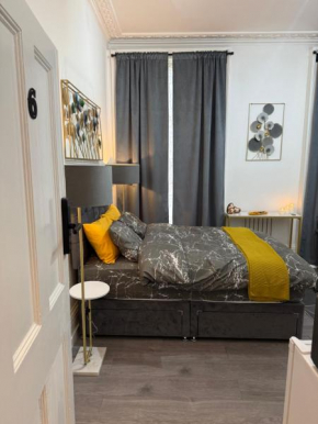 Luxury Studio in Victoria, 7 minutes walk to Victoria Station, Room 6